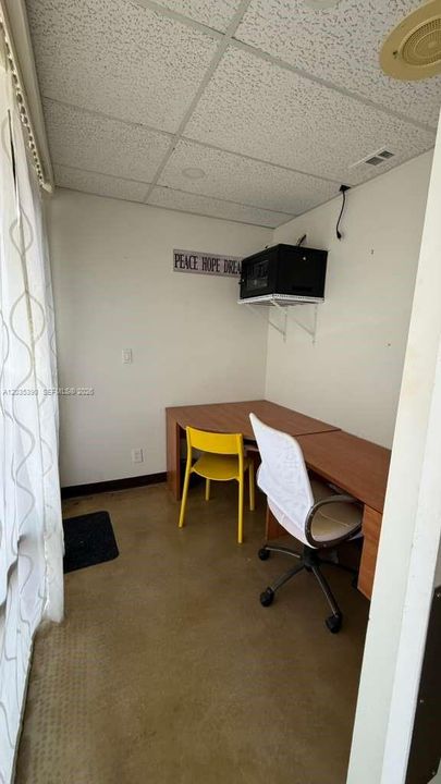 For Rent: $5,950 (0 beds, 0 baths, 0 Square Feet)