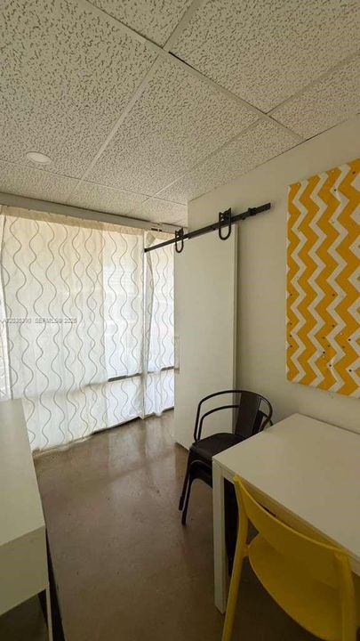 For Rent: $5,950 (0 beds, 0 baths, 0 Square Feet)