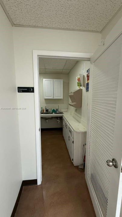 For Rent: $5,950 (0 beds, 0 baths, 0 Square Feet)