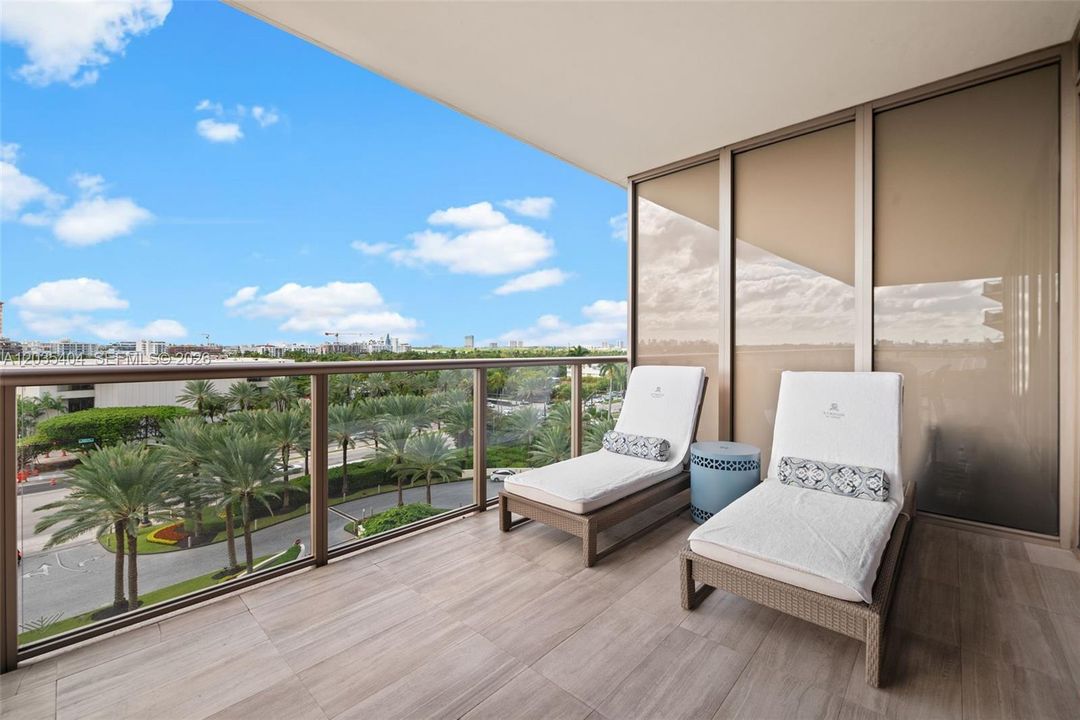 For Rent: $16,000 (2 beds, 2 baths, 1599 Square Feet)