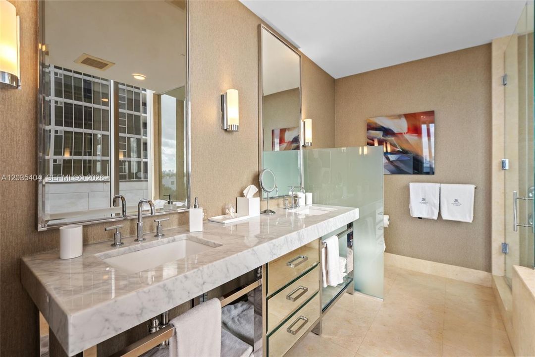 Primary bath