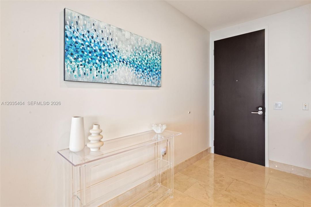 For Rent: $16,000 (2 beds, 2 baths, 1599 Square Feet)