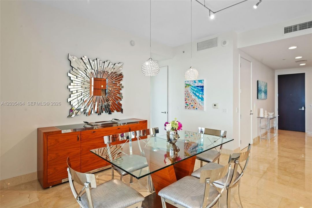 For Rent: $16,000 (2 beds, 2 baths, 1599 Square Feet)