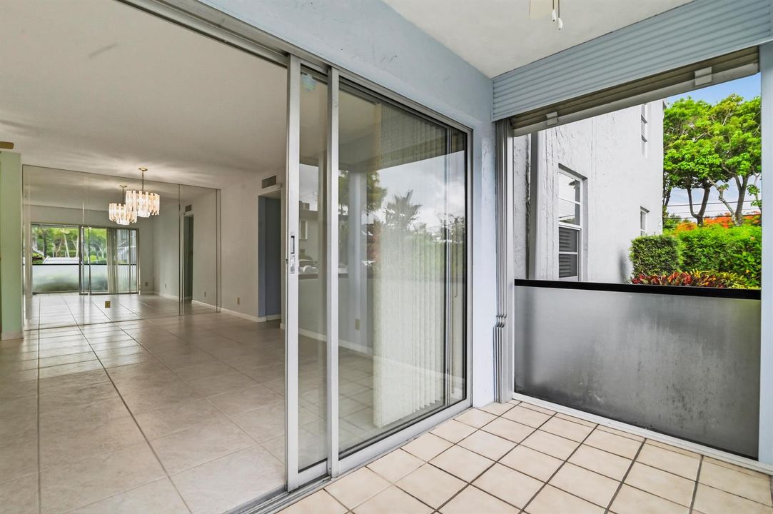 11 Patio 02