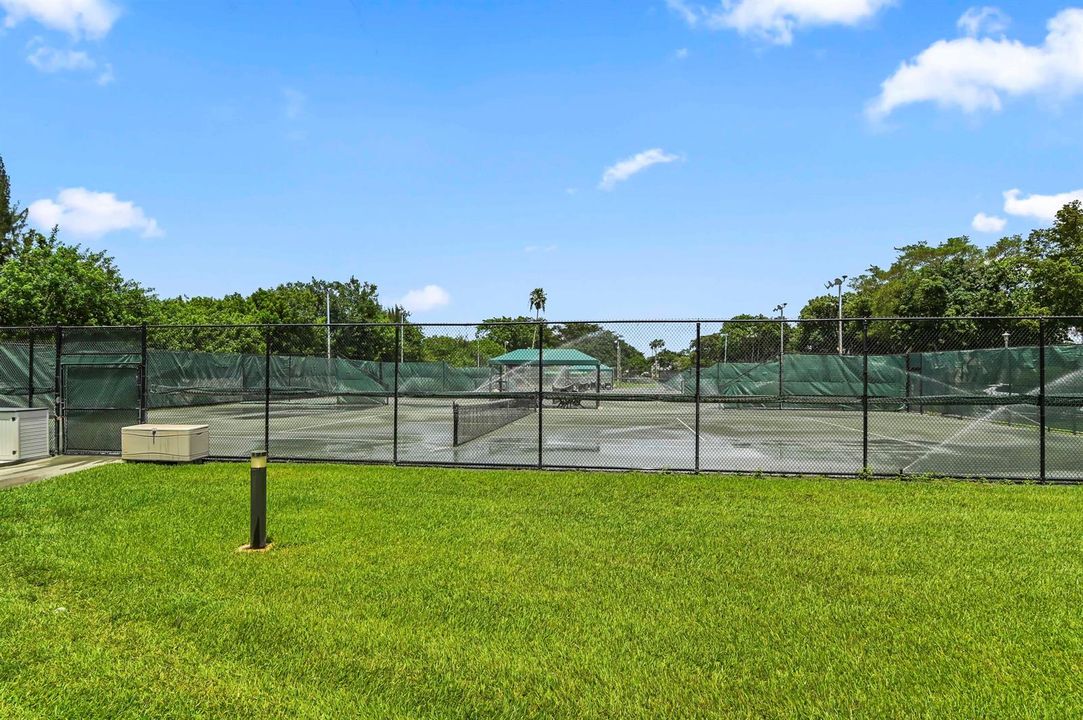 46 Tennis 01