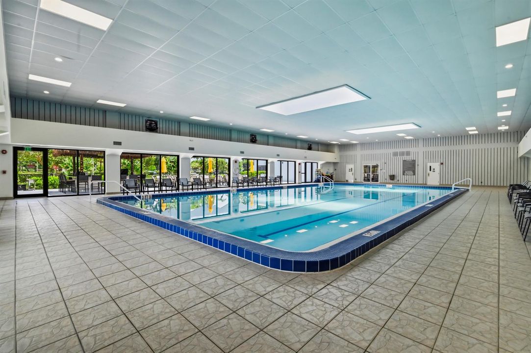41 Pool 02
