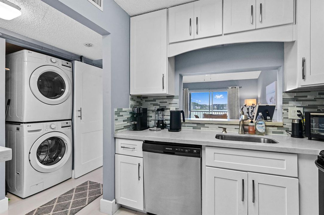 09 Kitchen laundry 02