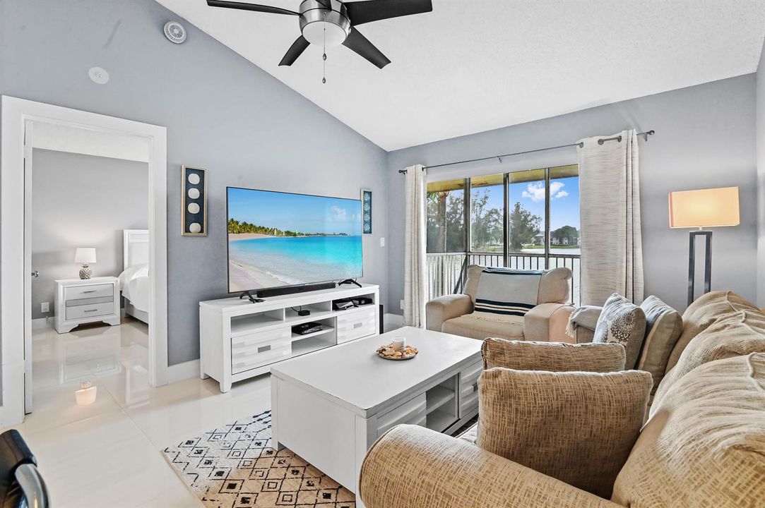 14 Living room 03