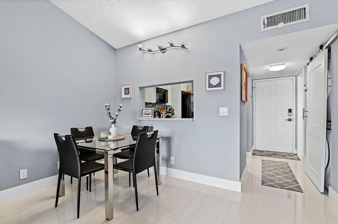 11 Dining area 01
