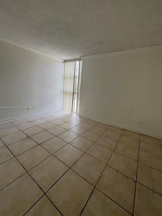 For Rent: $2,100 (2 beds, 2 baths, 1045 Square Feet)