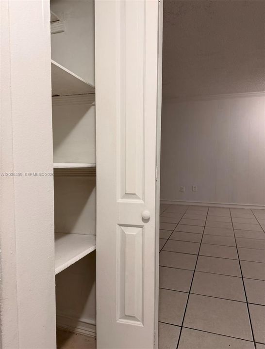 For Rent: $2,100 (2 beds, 2 baths, 1045 Square Feet)