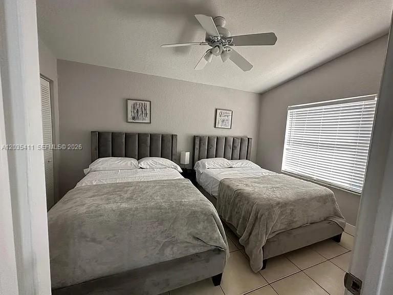 En Renta: $2,300 (2 camas, 1 baños, 1100 Pies cuadrados)