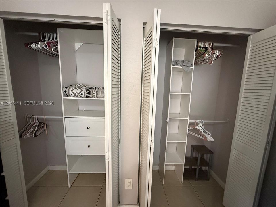 En Renta: $2,300 (2 camas, 1 baños, 1100 Pies cuadrados)