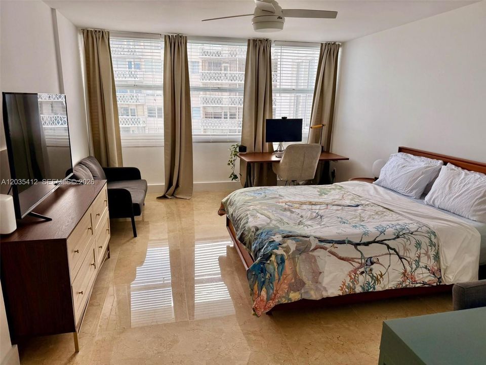 Recientemente alquilado: $4,000 (2 camas, 2 baños, 1283 Pies cuadrados)