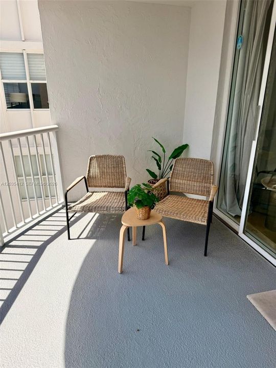 Recientemente alquilado: $4,000 (2 camas, 2 baños, 1283 Pies cuadrados)