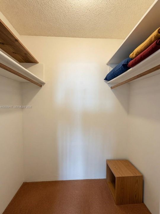 For Sale: $289,999 (2 beds, 2 baths, 1666 Square Feet)