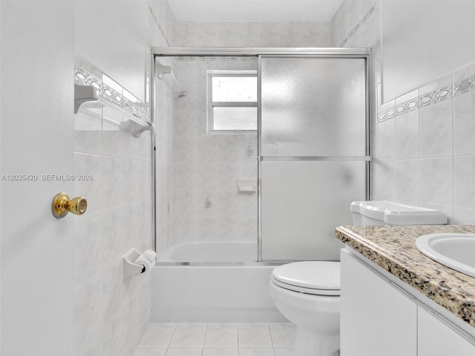 For Sale: $340,000 (2 beds, 2 baths, 1485 Square Feet)