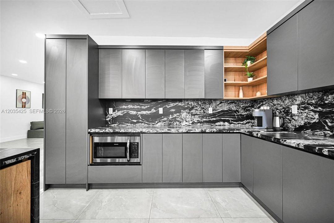 В аренду: $7,250 (4 спален, 3 ванн, 2357 Квадратных фут)