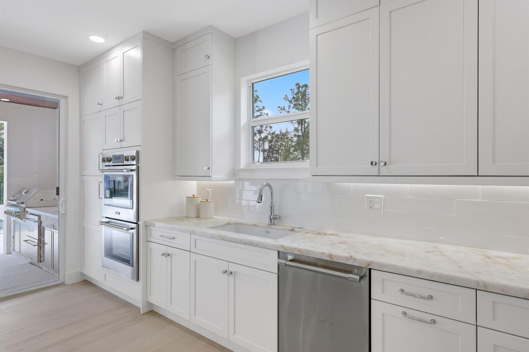 11899 Sanbourn Court - 23.jpg-FULL