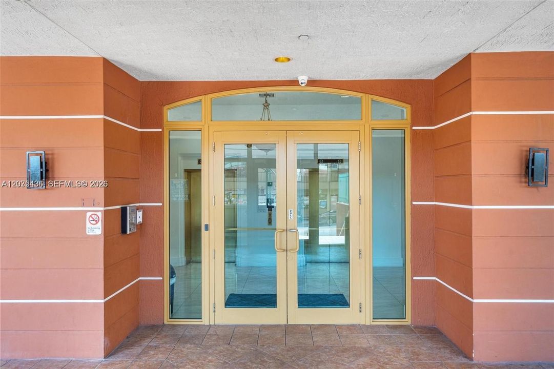 На продажу: $575,000 (3 спален, 2 ванн, 1268 Квадратных фут)