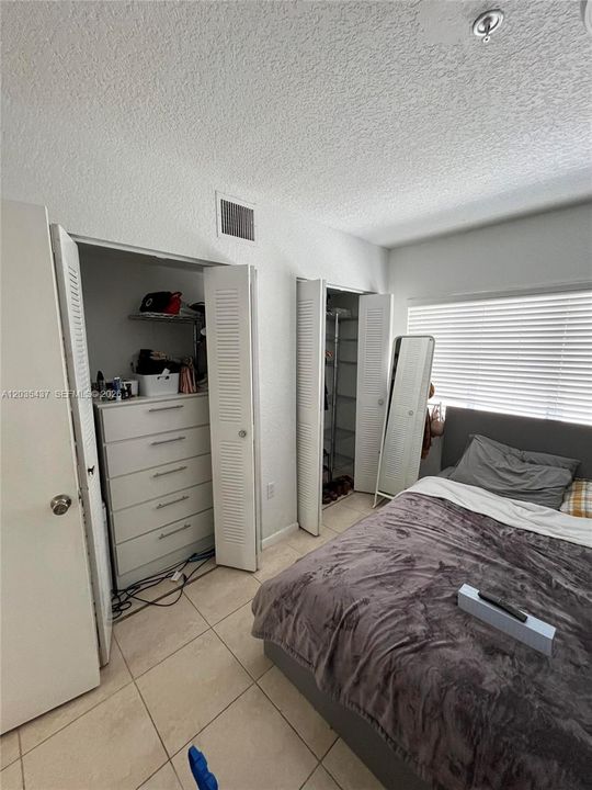 For Rent: $2,200 (2 beds, 2 baths, 1158 Square Feet)