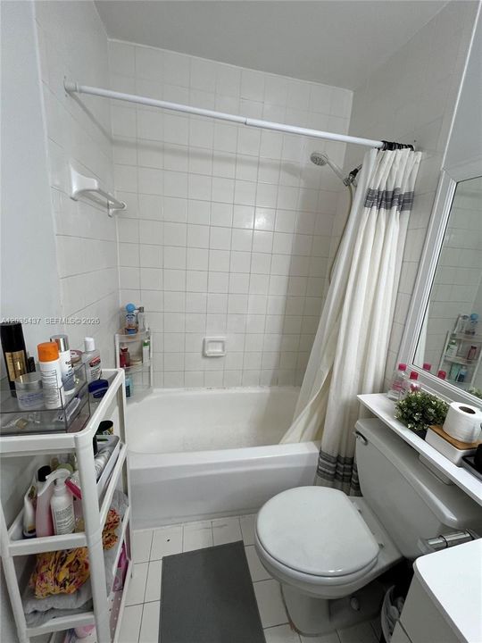 For Rent: $2,200 (2 beds, 2 baths, 1158 Square Feet)