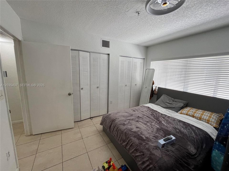 For Rent: $2,200 (2 beds, 2 baths, 1158 Square Feet)