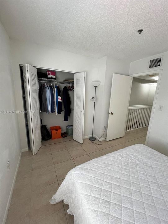 For Rent: $2,200 (2 beds, 2 baths, 1158 Square Feet)