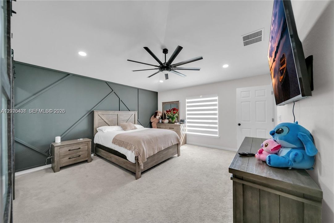 For Sale: $375,000 (3 beds, 2 baths, 1650 Square Feet)