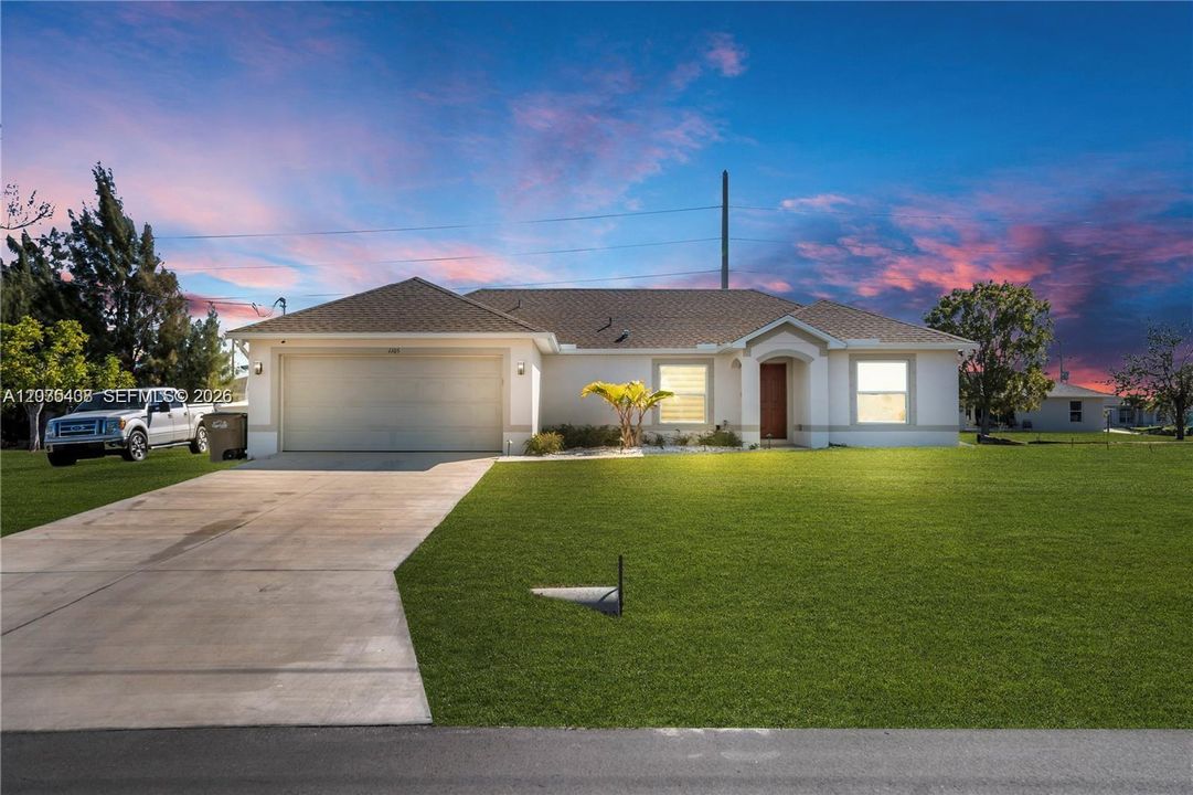 For Sale: $375,000 (3 beds, 2 baths, 1650 Square Feet)