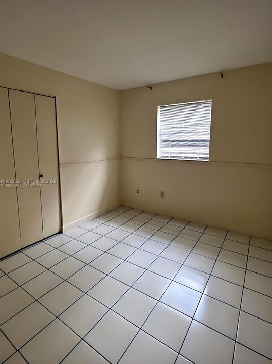 For Sale: $335,000 (3 beds, 2 baths, 1250 Square Feet)