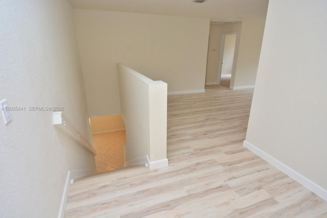 En Renta: $2,750 (4 camas, 2 baños, 2704 Pies cuadrados)