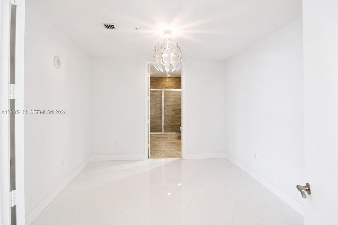 For Rent: $6,000 (2 beds, 2 baths, 1847 Square Feet)
