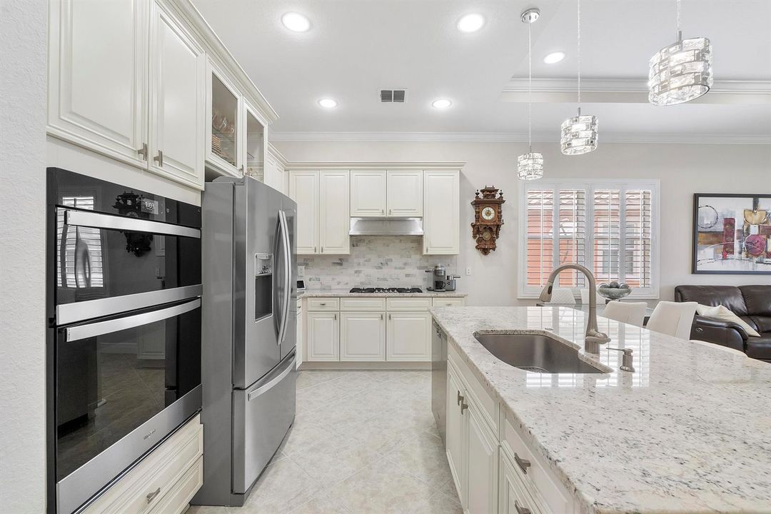8240 Nw 120th Way_017