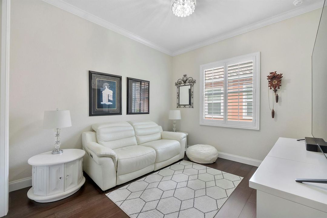 8240 Nw 120th Way_037
