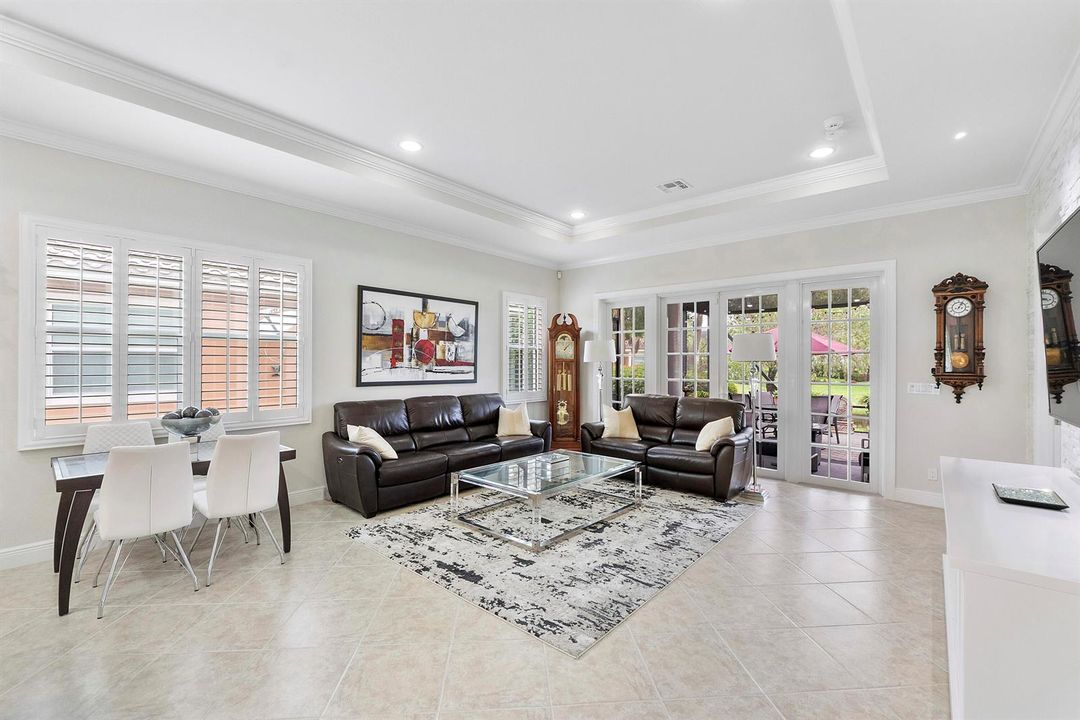 8240 Nw 120th Way_023