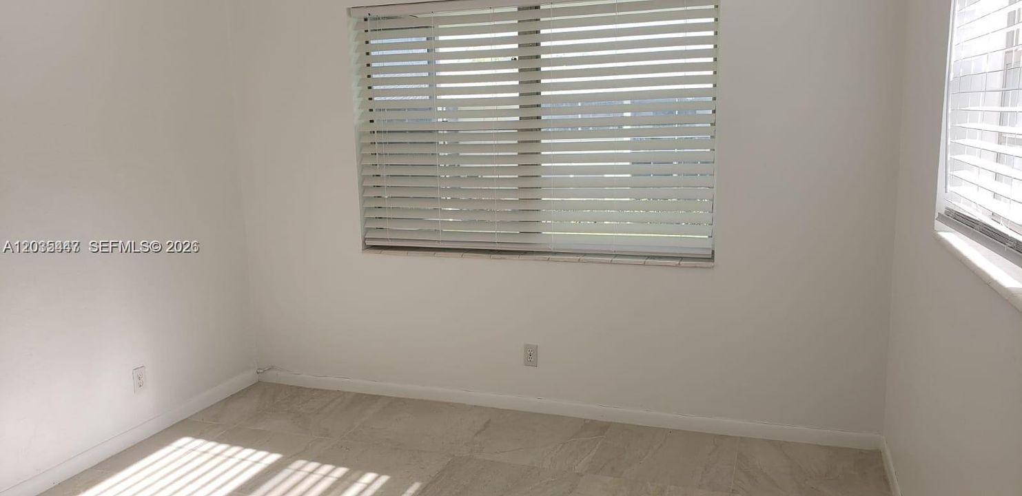 For Rent: $1,500 (2 beds, 1 baths, 835 Square Feet)