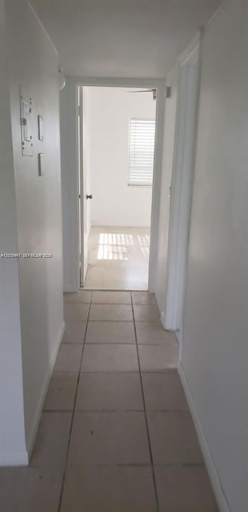 For Rent: $1,500 (2 beds, 1 baths, 835 Square Feet)