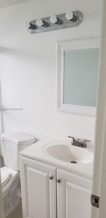 For Rent: $1,500 (2 beds, 1 baths, 835 Square Feet)