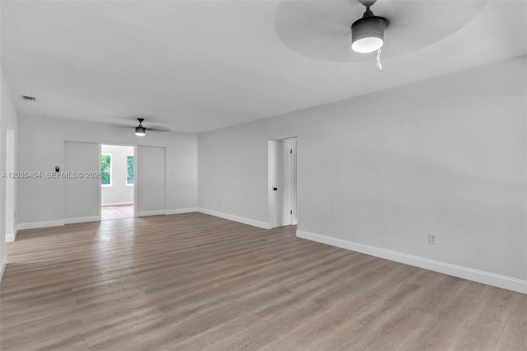 living room opens into family/florida room can open the doors or shut them