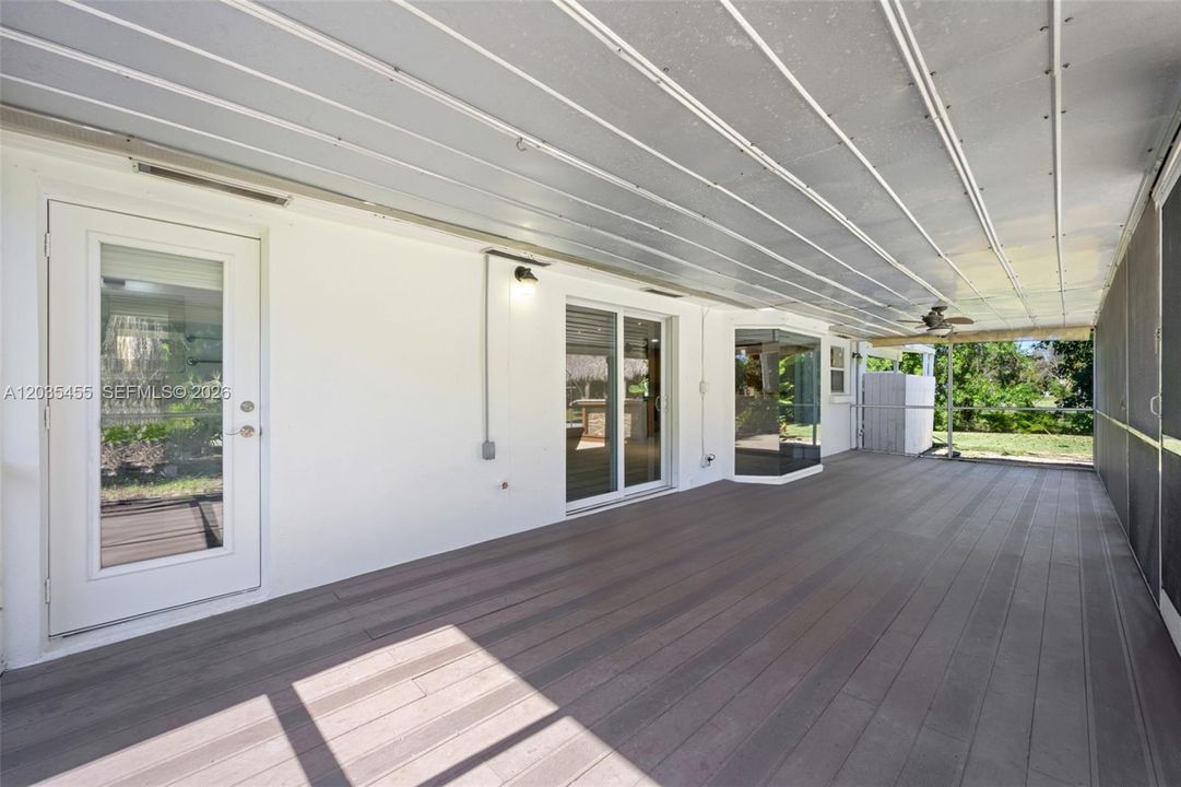 En Venta: $1,900,000 (1.51 acres)
