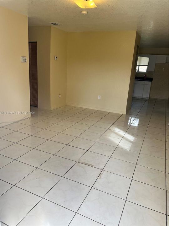 For Rent: $2,900 (3 beds, 2 baths, 2384 Square Feet)