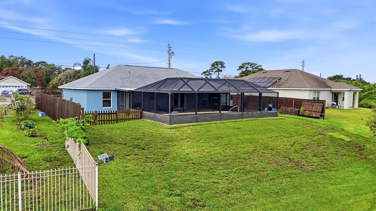 105 SW Glenwood Dr
