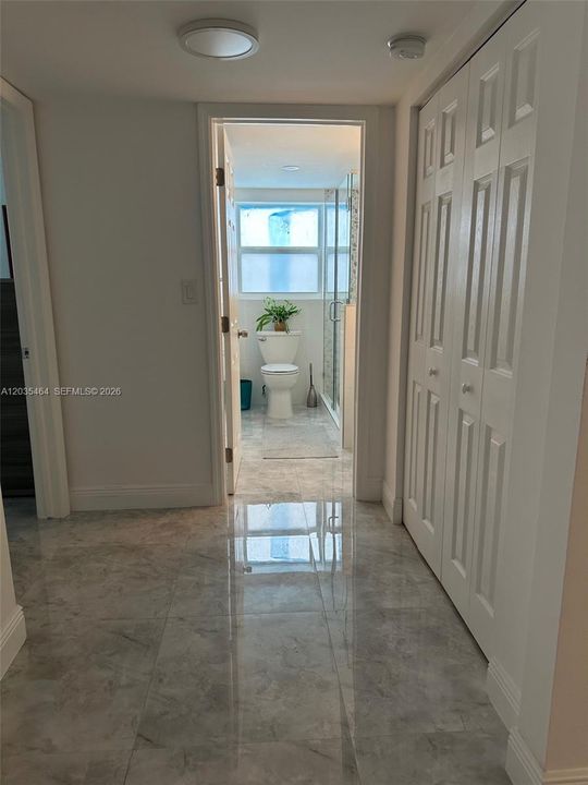 For Rent: $2,900 (1 beds, 1 baths, 845 Square Feet)