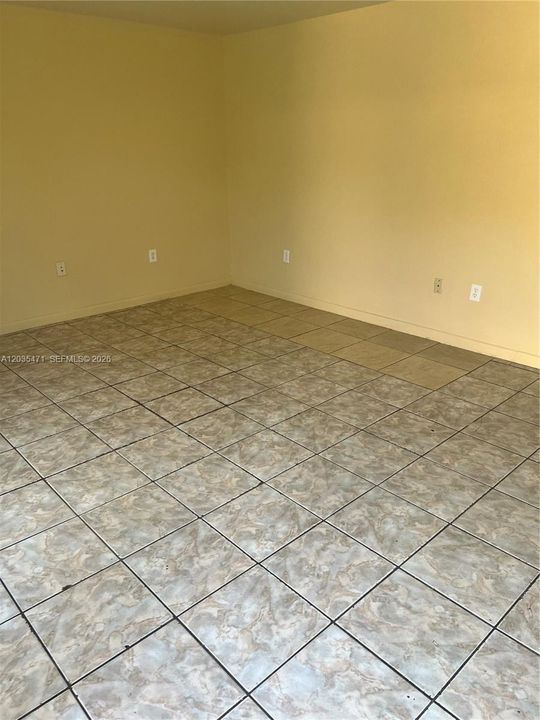 For Rent: $2,900 (3 beds, 2 baths, 2088 Square Feet)
