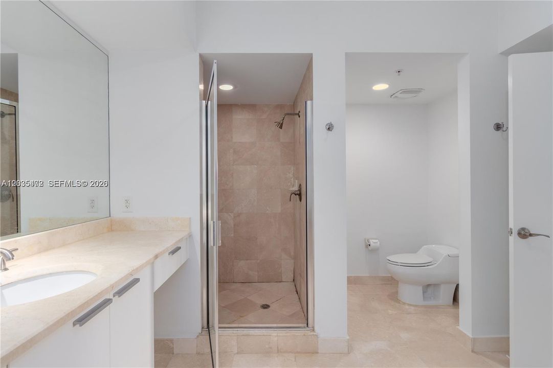 For Rent: $3,300 (2 beds, 2 baths, 1758 Square Feet)
