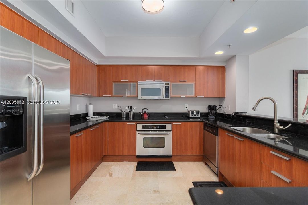 For Rent: $3,300 (2 beds, 2 baths, 1758 Square Feet)