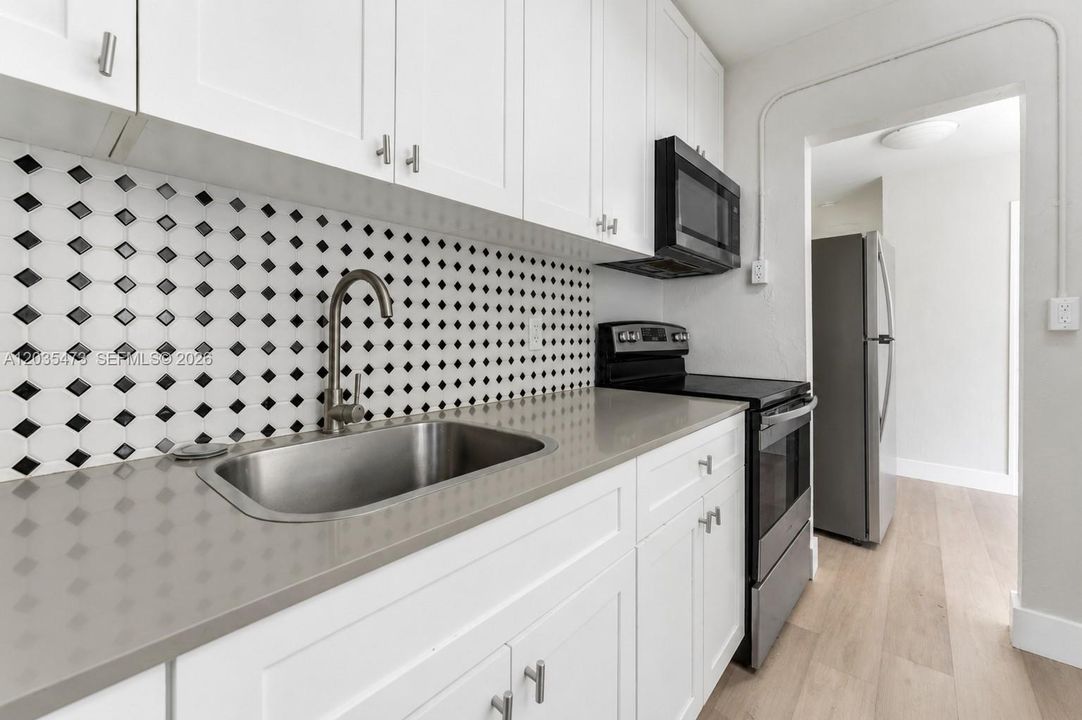 В аренду: $2,250 (2 спален, 1 ванн, 0 Квадратных фут)