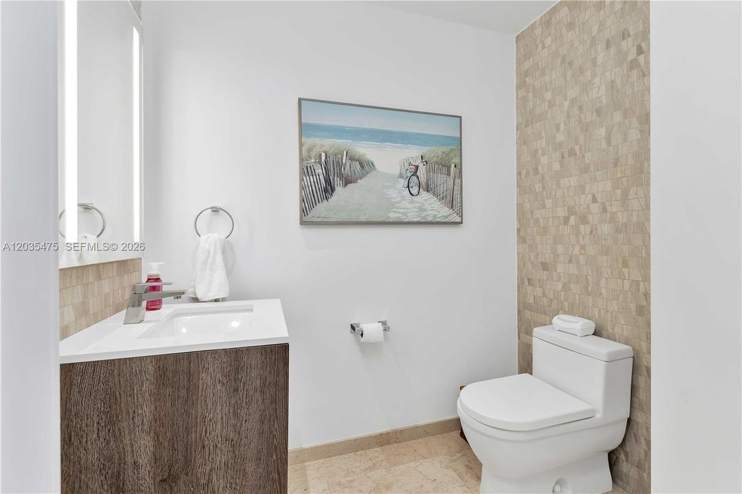 En Venta: $1,080,000 (2 camas, 2 baños, 1265 Pies cuadrados)