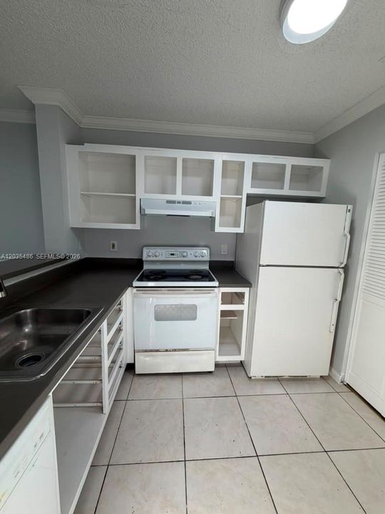En Renta: $1,800 (2 camas, 2 baños, 24255 Pies cuadrados)